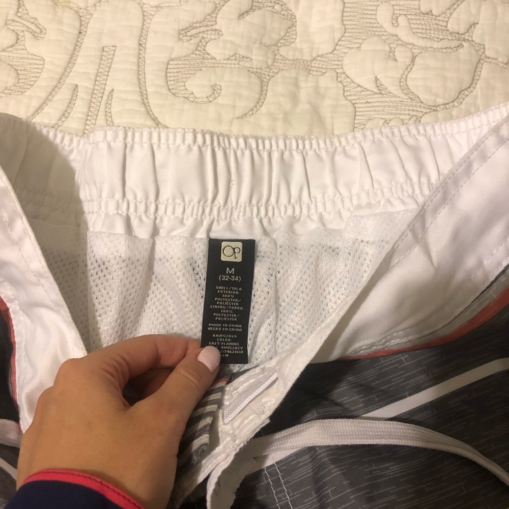 Swimtrunks - Picture 2 of 3